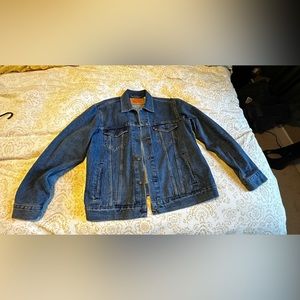 Levi’s Coors Light California style vintage jean jacket Specials Edition Beer